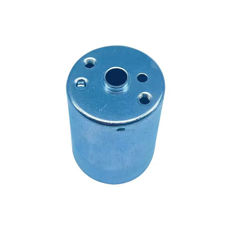 What effect would a motor case connected to a protective cover have on a synchronous motor?